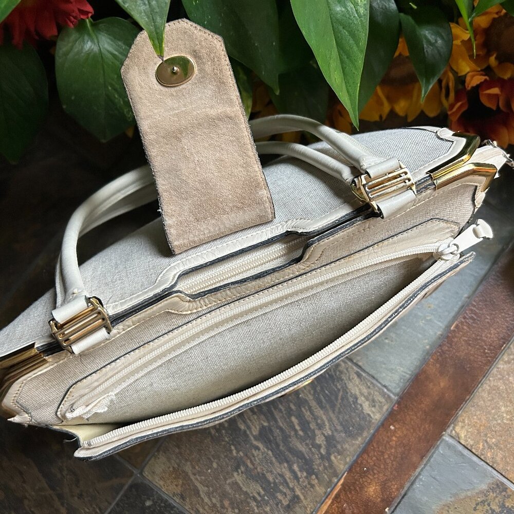 Phillippe Classic Travel Handbag - Picture 5 of 16